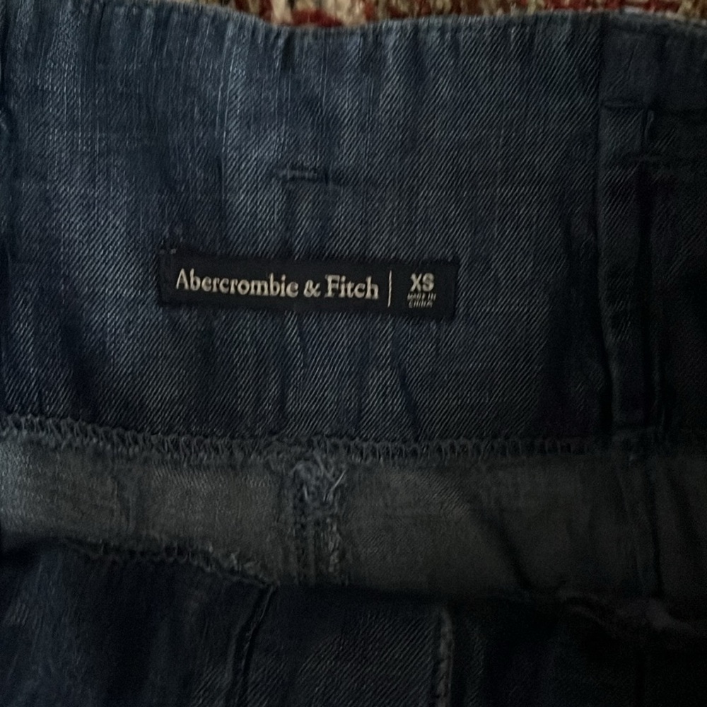 Abercrombie & Fitch Wide-Leg Chambray Denim Pants Size XS High Waist Paperbag - Picture 3 of 5